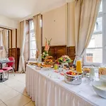 Brit Hotel Le Cygne 