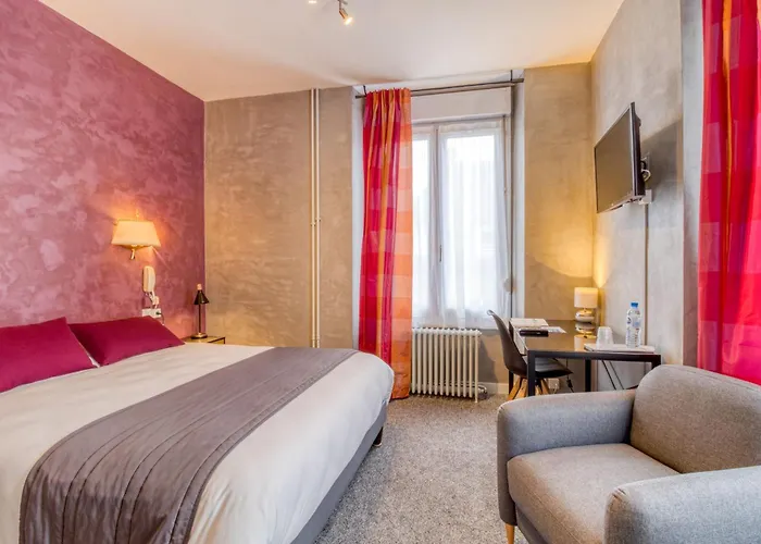 Brit Hotel Le Cygne