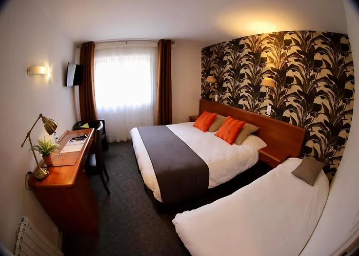 Brit Hotel Le Cygne