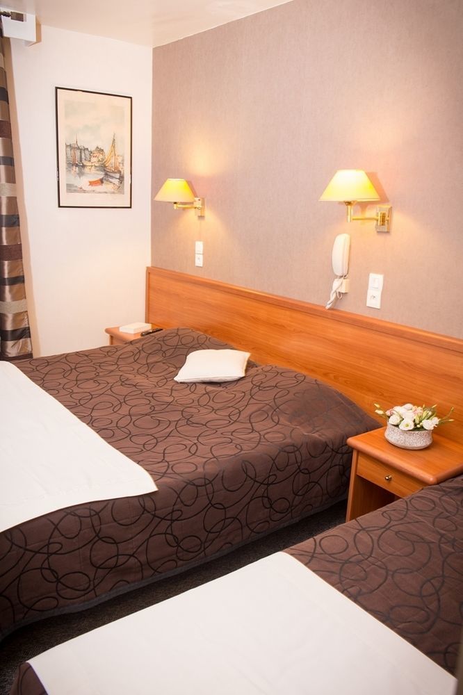 Hotel Brit Le Cygne Saint-Hilaire-du-Harcouet