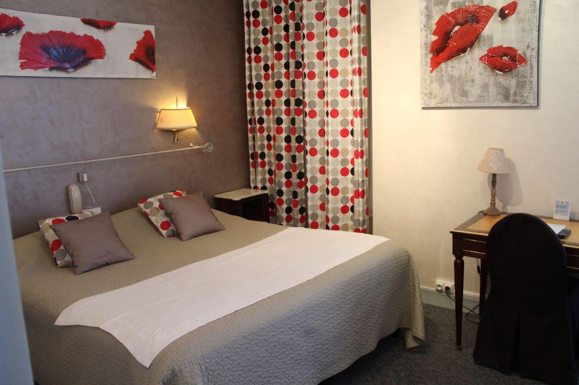 Hotel Brit Le Cygne 3*